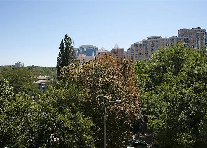 Geneva Ξενοδοχείο 5*